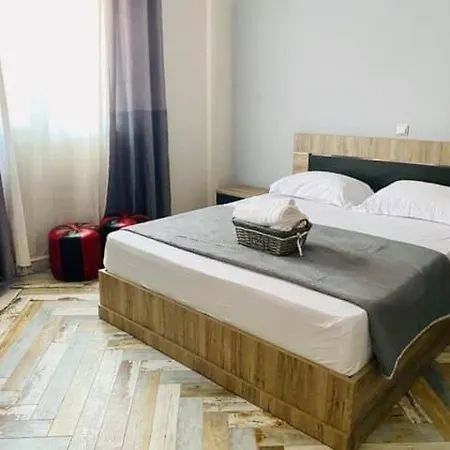 Neriides, Seaside Renovated With Terrace Near Airport *